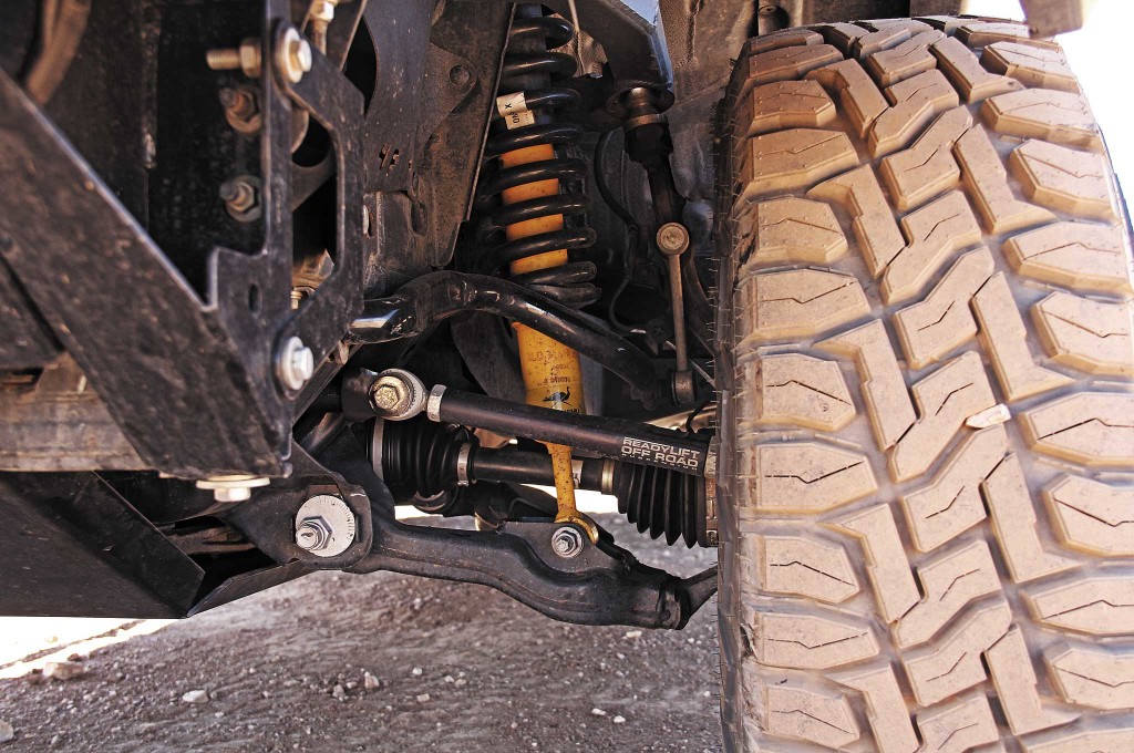 ReadyLIFT's Off-Road Heavy Duty Steering Kit consists of heavy-duty aftermarket tie-rod assemblies that are suited for lifted trucks running larger tires.
