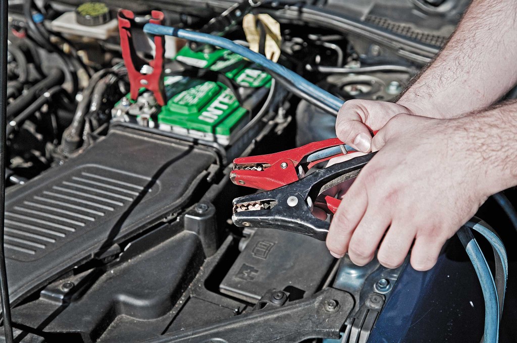 car-scavanging-battery-