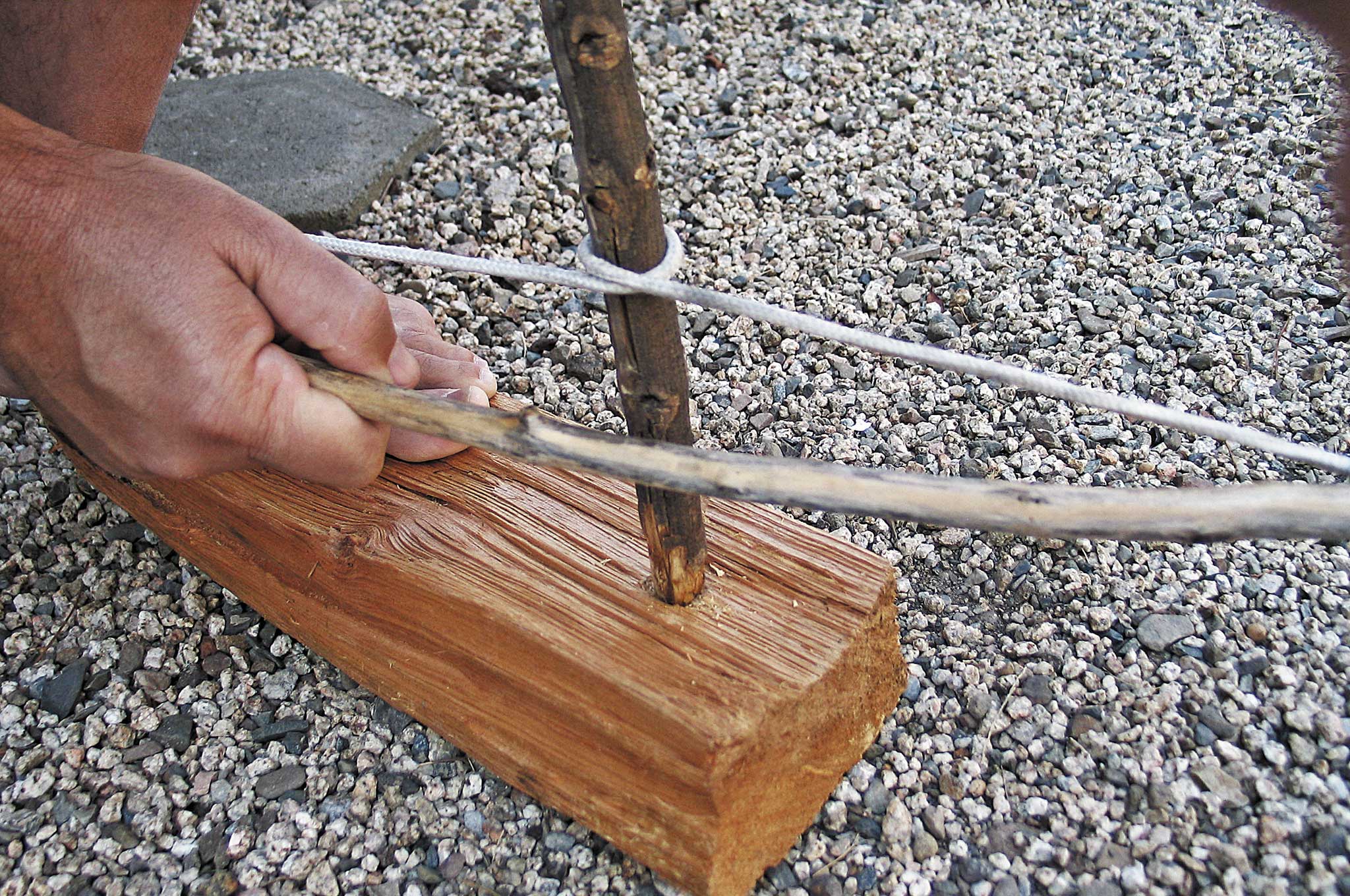 fire-starting-methods-bow-drill-hand-drill-method