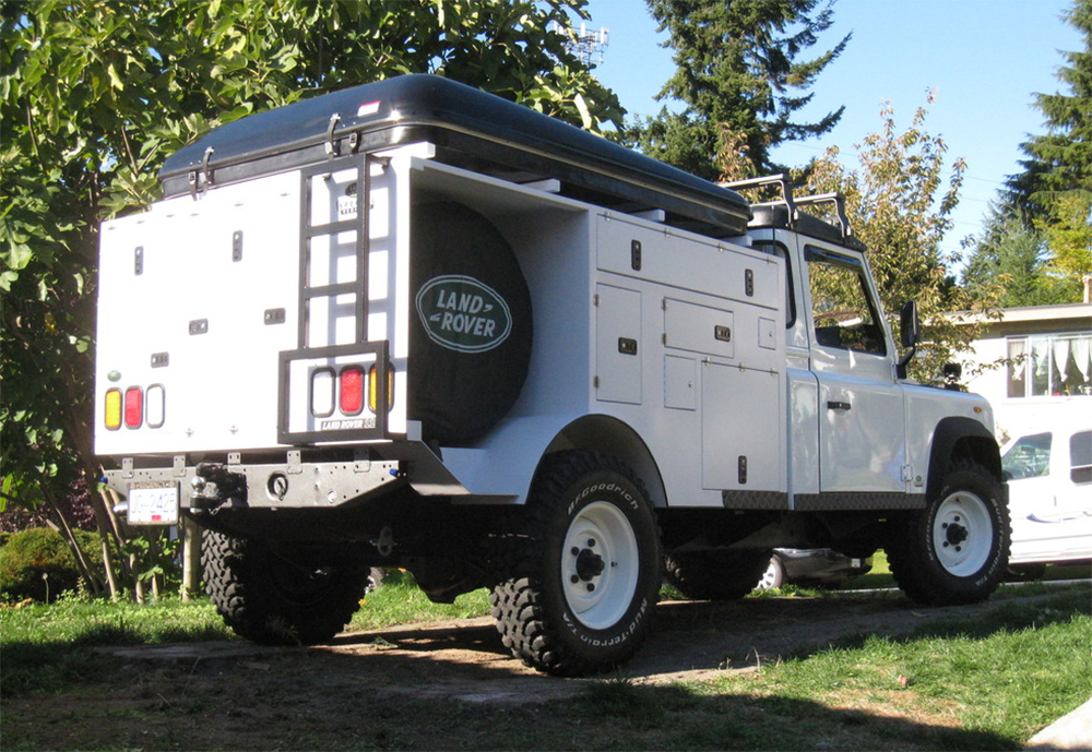 Land Rover Discovery home made bugout truck