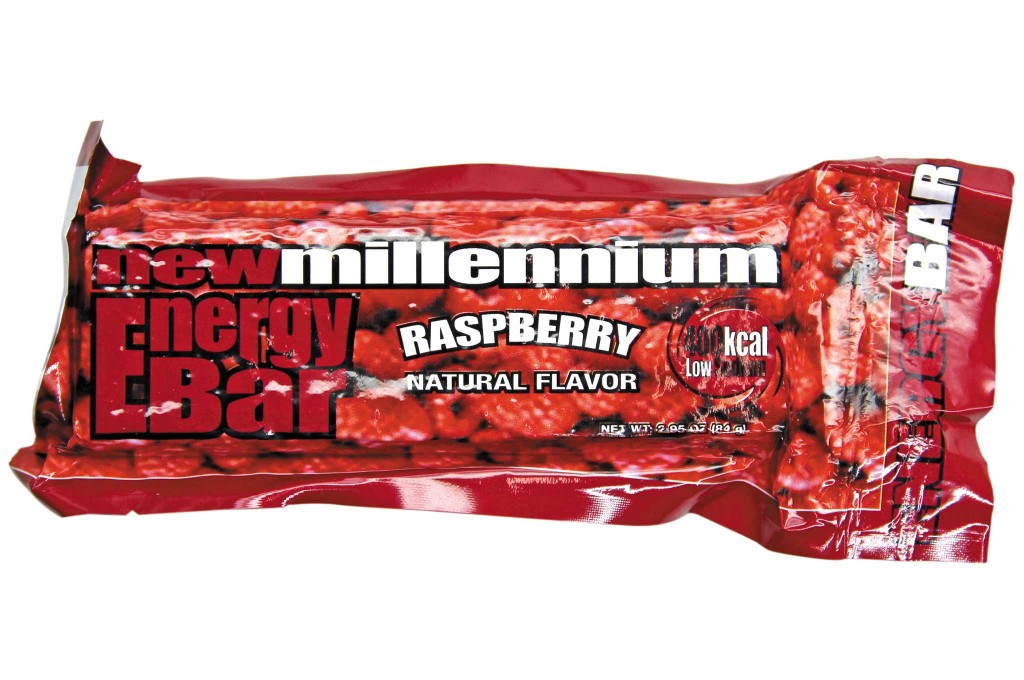 emergency-rations-reviews-raspberry-new-mllennium-energy-bar-001
