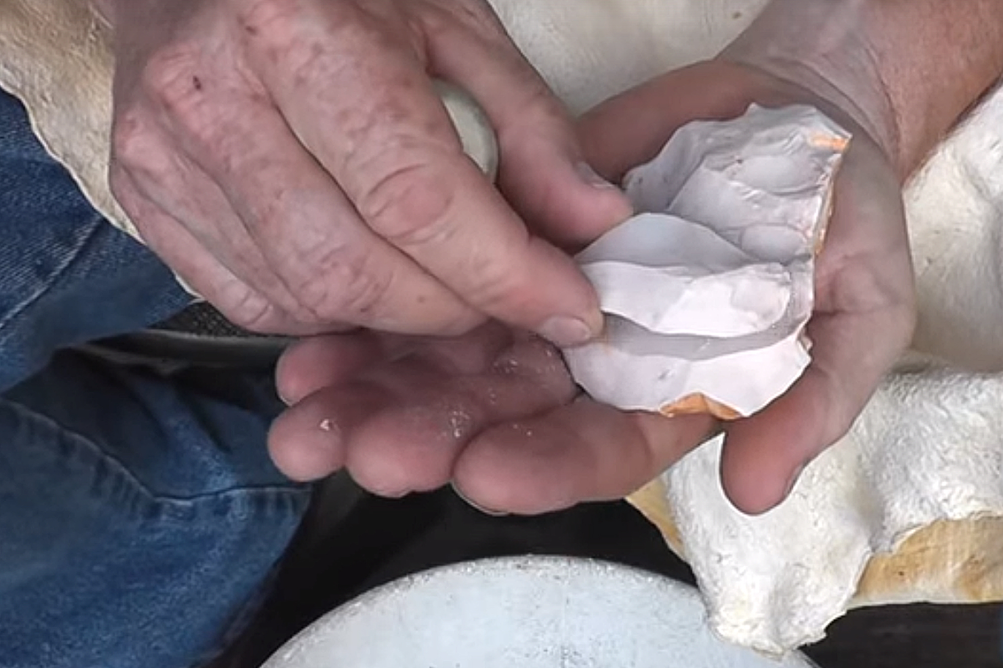 Flint Knapping Primitive Tools