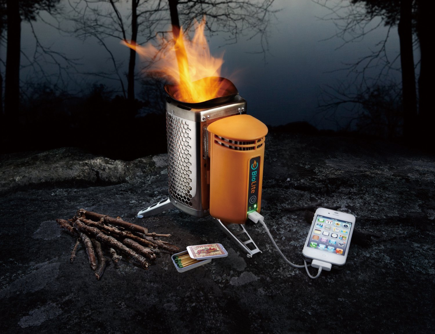 Ingenious Compact Camping Stove