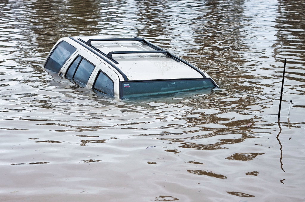 car-sinking-in-flood-water
