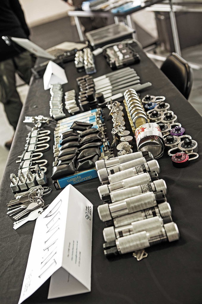 Gears of Door: All equipment to practice lock picking were supplied and participants went home with high-quality lock-picking tools.
