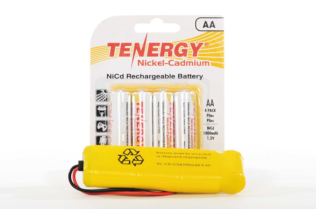 disposable-vs-rechargeable-batteries-nicad-battery