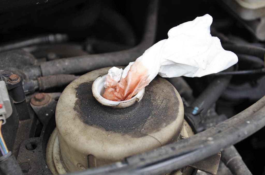 learn-how-to-start-fires-in-cold-weather-fluid-reservoir